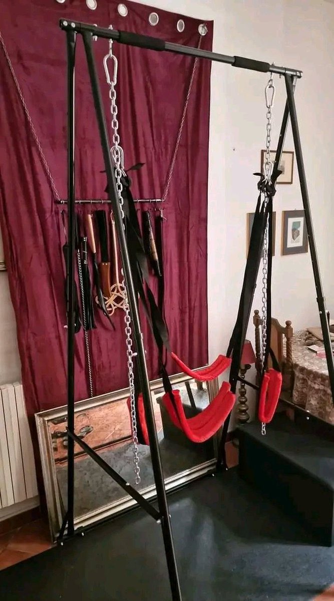 goddess_juanna's tweet photo. Any slave willing to have a taste of my session?😈😈😈😈😈😈😈 #bdsm #slave #sissymeet https://t.co/3raBvSfUgD