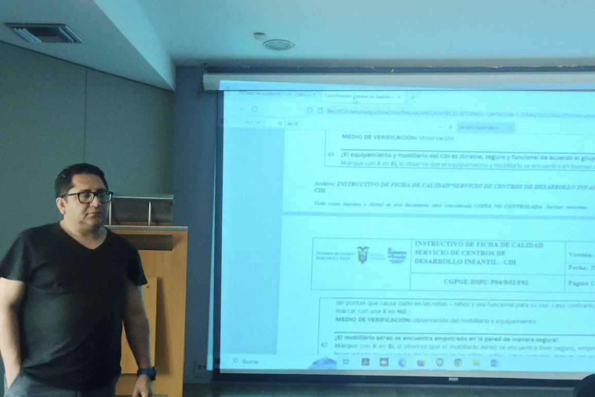 IntriagoMiranda's tweet photo. 📍En #Manta las y los coordinadores de los CDI realizan taller de retroalimentación de la guía metodológica y los instructivos de evaluación de la ficha de calidad, con el objetivo de brindar un servicio de calidad en beneficio de nuestras niñas y niños. 👨‍👩‍👧‍👦
#ElNuevoEcuador https://t.co/mk8pxw97oq