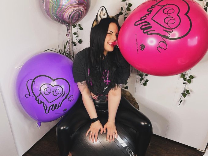 Grrrrrr ima balloon fox https://t.co/cCmWKw2FPt<a href="/tag/balloon"class="tags"><span>#balloon</span></a><a href="/tag/inflatable"class="tags"><span>#inflatable</span></a>