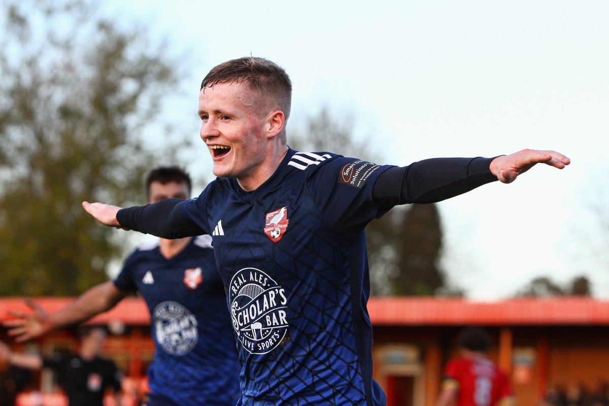 ⚽️⚽️⚽️⚽️ Four goals in three games now for Harry Green 🌊🐶 #TheVanarama | 📸 @ZachForster4_