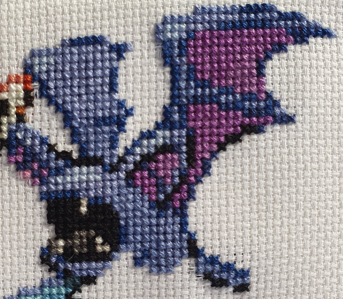 Synea78's tweet photo. Nosferapti #041 un des pokémon les plus relous ! #epicpokemoncrossstitch https://t.co/VIavjo8Iw5