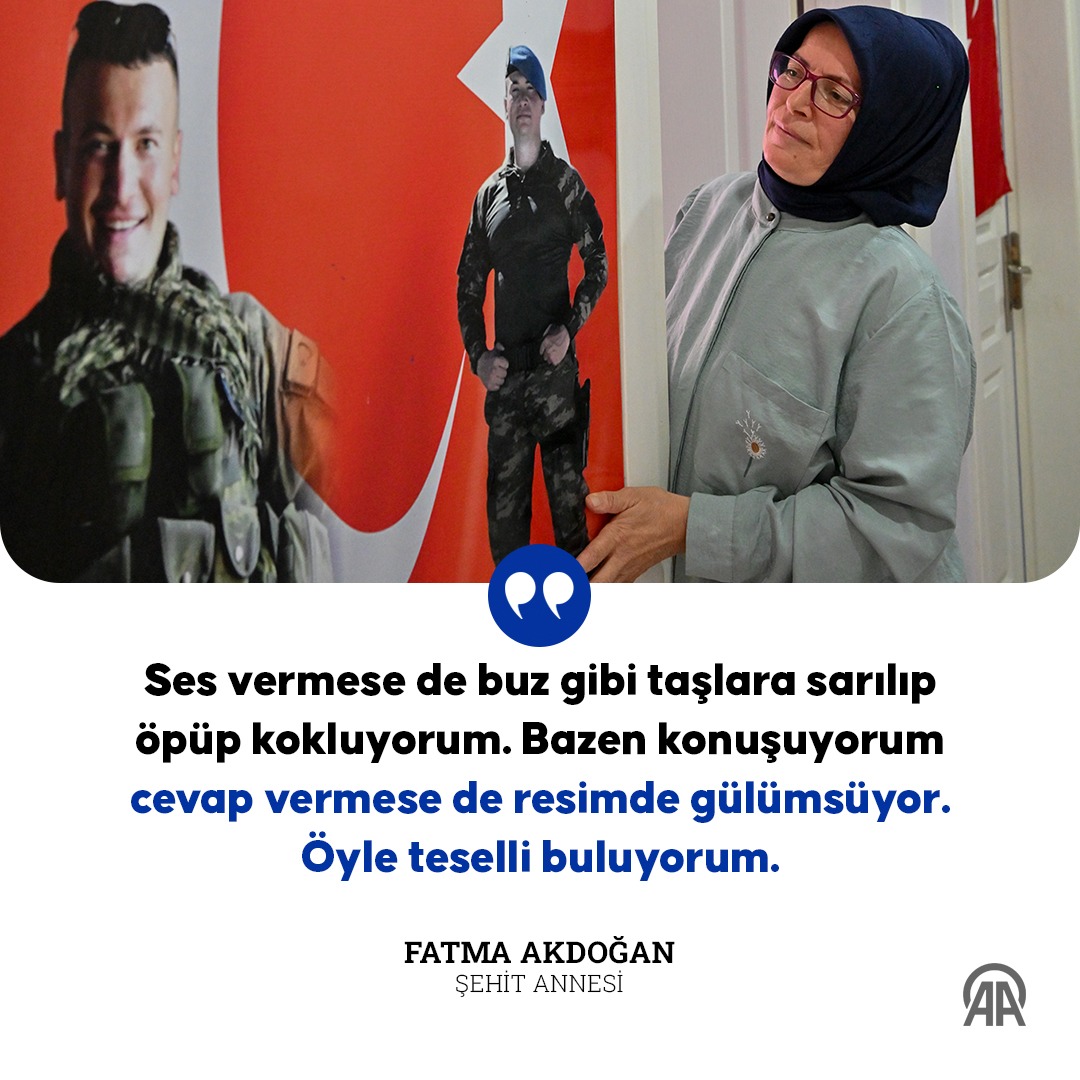 Fatma Akdoğan, 2018 yılında Zeytin Dalı Harekatı'nda şehit olan oğlu Piyade Uzman Çavuş Ali Akdoğan'a olan hasretini anı odasıyla gidermeye çalışıyor v.aa.com.tr/3101789