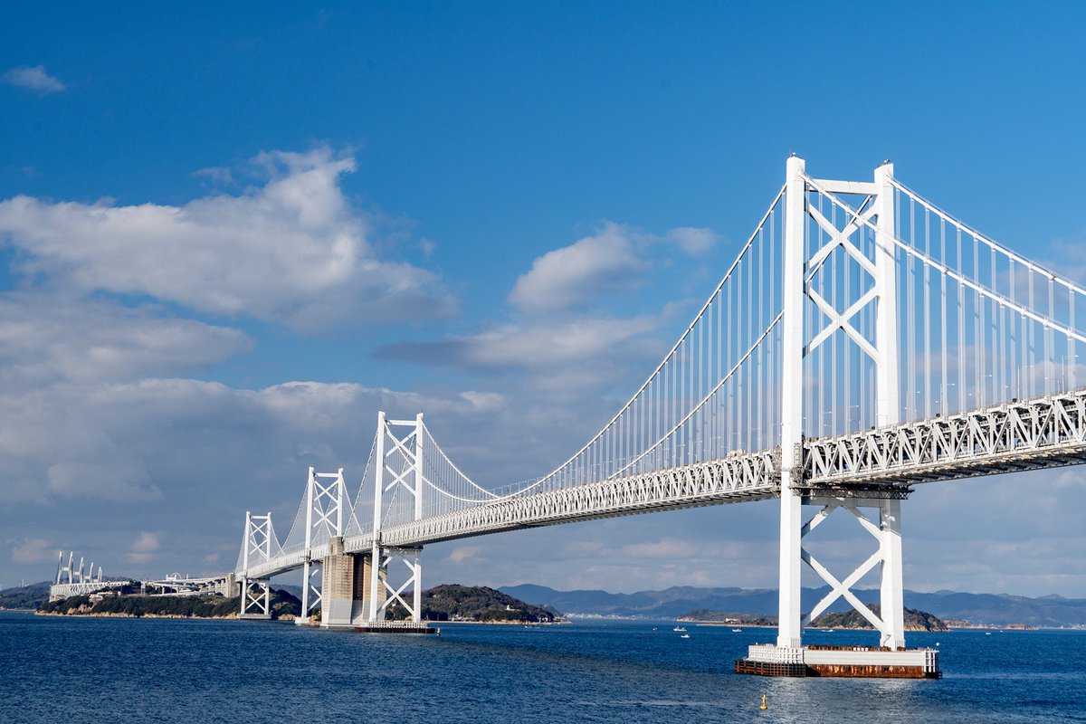 Kaname147's tweet photo. Seto Ohashi Bridge. This breathtaking view never gets old. Surely it’s one of the most amazing architectural creations in Japan. https://t.co/TW19SM2i9u