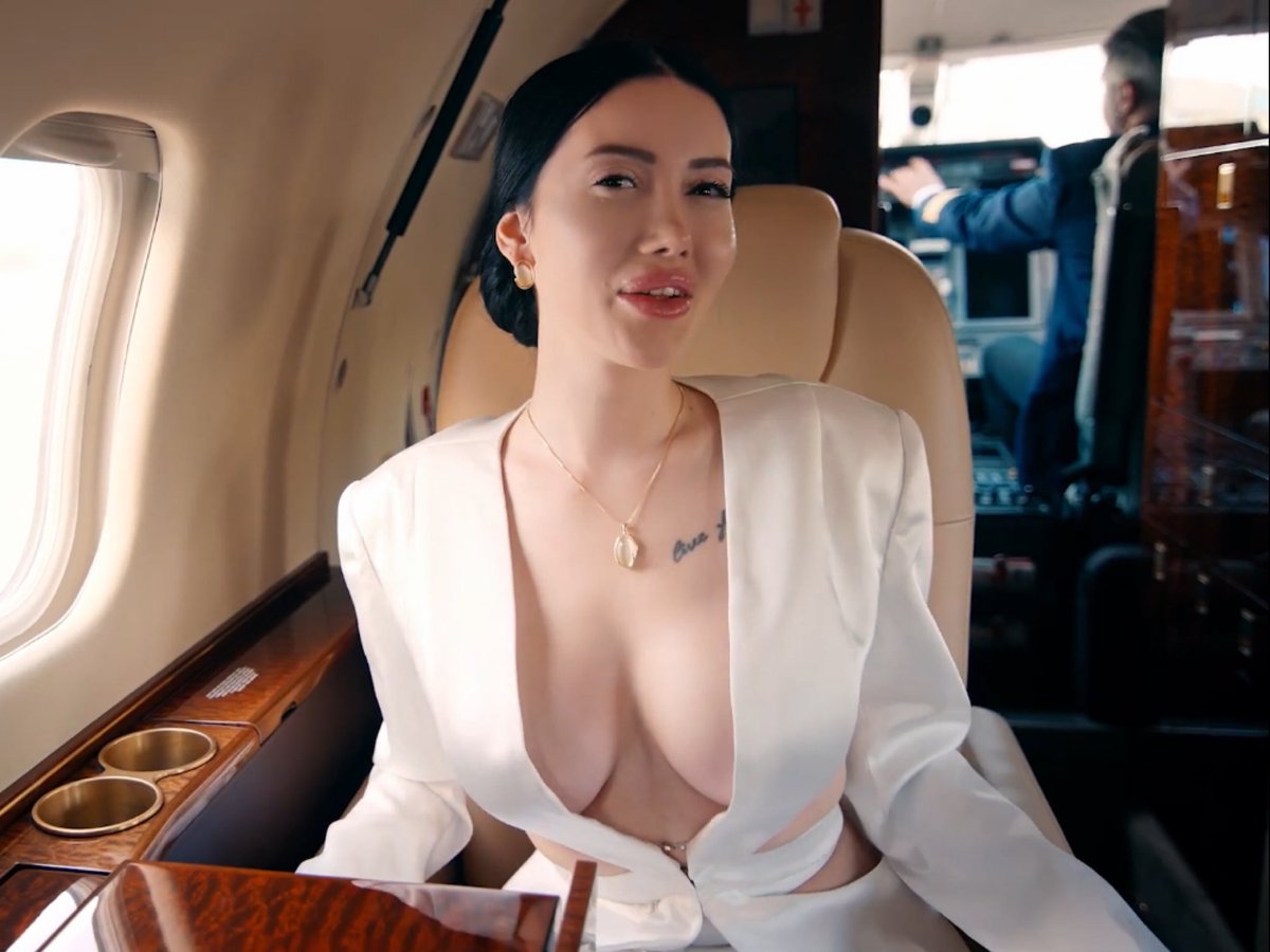 Cansel 
Yeni şarkının klibinden
Takip ve beğeni ❤️ ve RT yaparak bize destek olabilirsiniz 💙💙💙💙💙💙💙💙💙💙💙💙