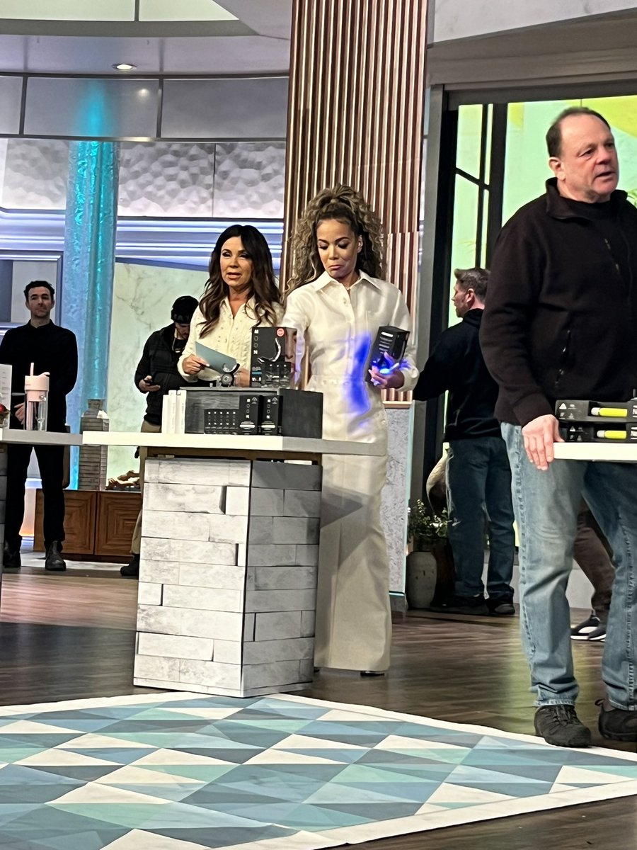 PrincipalGadson's tweet photo. Attending a live taping of The View and View Your Deal this week in NewYork City was an amazing experience! Thank you @1iota for the opportunity and hospitality! #FrontRow #HotTopics #TheView #1iota #NewYork #ABCStudios https://t.co/dCLCYsfQne