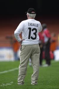 "Brasil campeão tem 13 letras. Argentina vice também!"

- Zagallo, após o título da Copa América 2004
