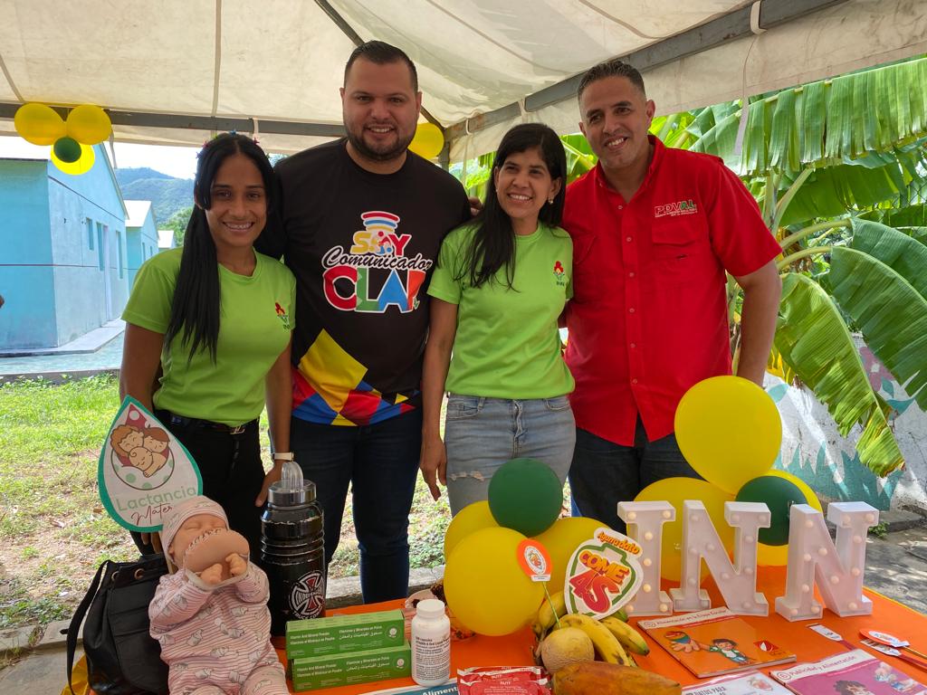 AlimentarAnz's tweet photo. #Anzoátegui 1.255 Familias Anzoátiguenses fueron atendidas a través de la Feria Del Campo Soberano, gracias a nuestro presidente @NicolasMaduro el Ministro @LealTelleria nuestro gobernador @luismarcanos y la  Misión Alimentación.
#PlanProteinaVictorioso
#FeriadelCampoVictorioso https://t.co/otfd5K3fT5