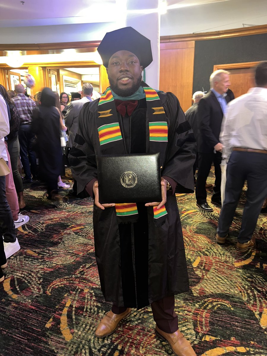 JabarriTheDPT's tweet photo. Happy to announce that I’ve graduated from Physical Therapy school in 2023. 

Next stop is board exams in April 2024 

Now the work truly begins 🙏🏾 https://t.co/MC5z72K0lk