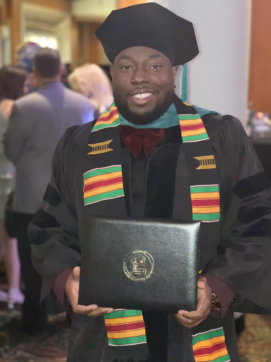 JabarriTheDPT's tweet photo. Happy to announce that I’ve graduated from Physical Therapy school in 2023. 

Next stop is board exams in April 2024 

Now the work truly begins 🙏🏾 https://t.co/MC5z72K0lk