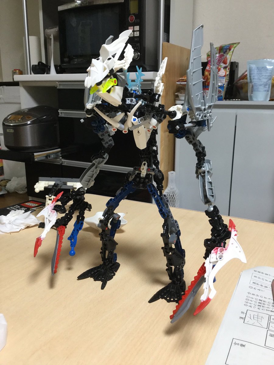 taiyomoc's tweet photo. スペースの話でだいぶ昔に作ったニクル思い出しました
レベル低くてすみません
#レゴ #バイオニクル
#lego #BIONCLE https://t.co/XylpBwu5YB