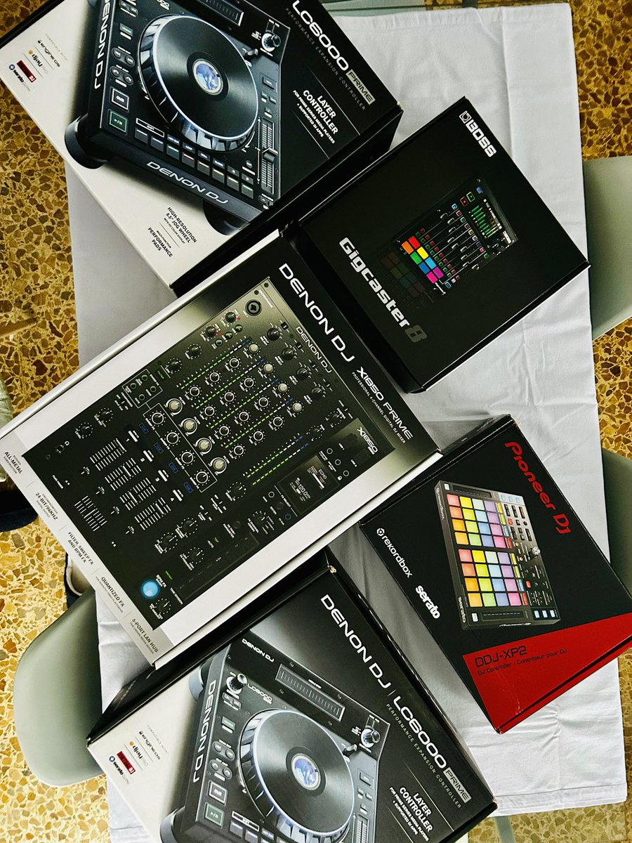 Este 2024 no tengo escusa para que cada House Deluxe y Dance Of The 90’s sean una experiencia inolvidable. Quiero mimar a cada artista, sello discográfico y por supuesto a cada uno de vosotros, con la calidad que se merece cada minuto de radio. #ReyesMagos2024 #DiaDeReyes