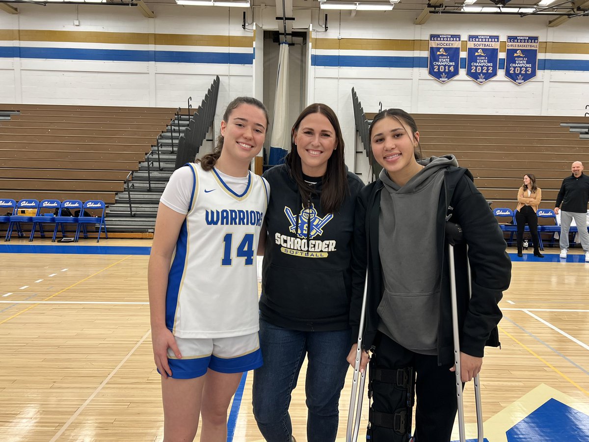 SchroederSports's tweet photo. @Schroedergbball Last, but certainly not least… https://t.co/55FcHoIdXQ