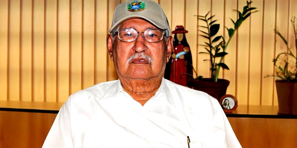 Hoy cumple un año más de vida Hugo de los Reyes Chávez, padre del Comandante Chávez, hombre del Pueblo, íntegro y valiente, a quien admiramos profundamente y enviamos todo nuestro cariño y respeto.