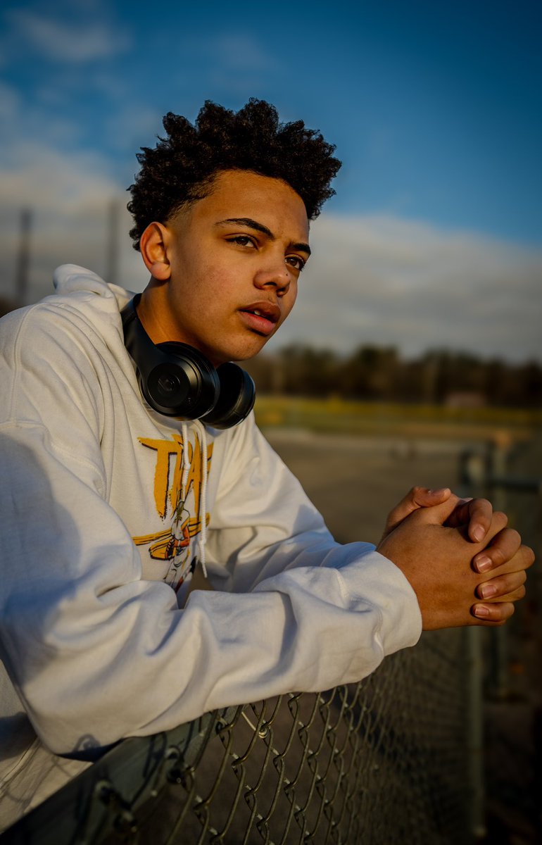 Qb6Trae's tweet photo. Let’s go it’s my time to lead @CorsairsFB … 2003 last state championship. Grades and state is what I’m locked in on let’s gooo @PlayBookAthlete @QBHitList @AllenTrieu @UMichFootball @MSU_Football @TerpsFootball @CUBuffsFootball @CanesFootball @LSUfootball @NDFootball https://t.co/Q3ZmWfFRqG