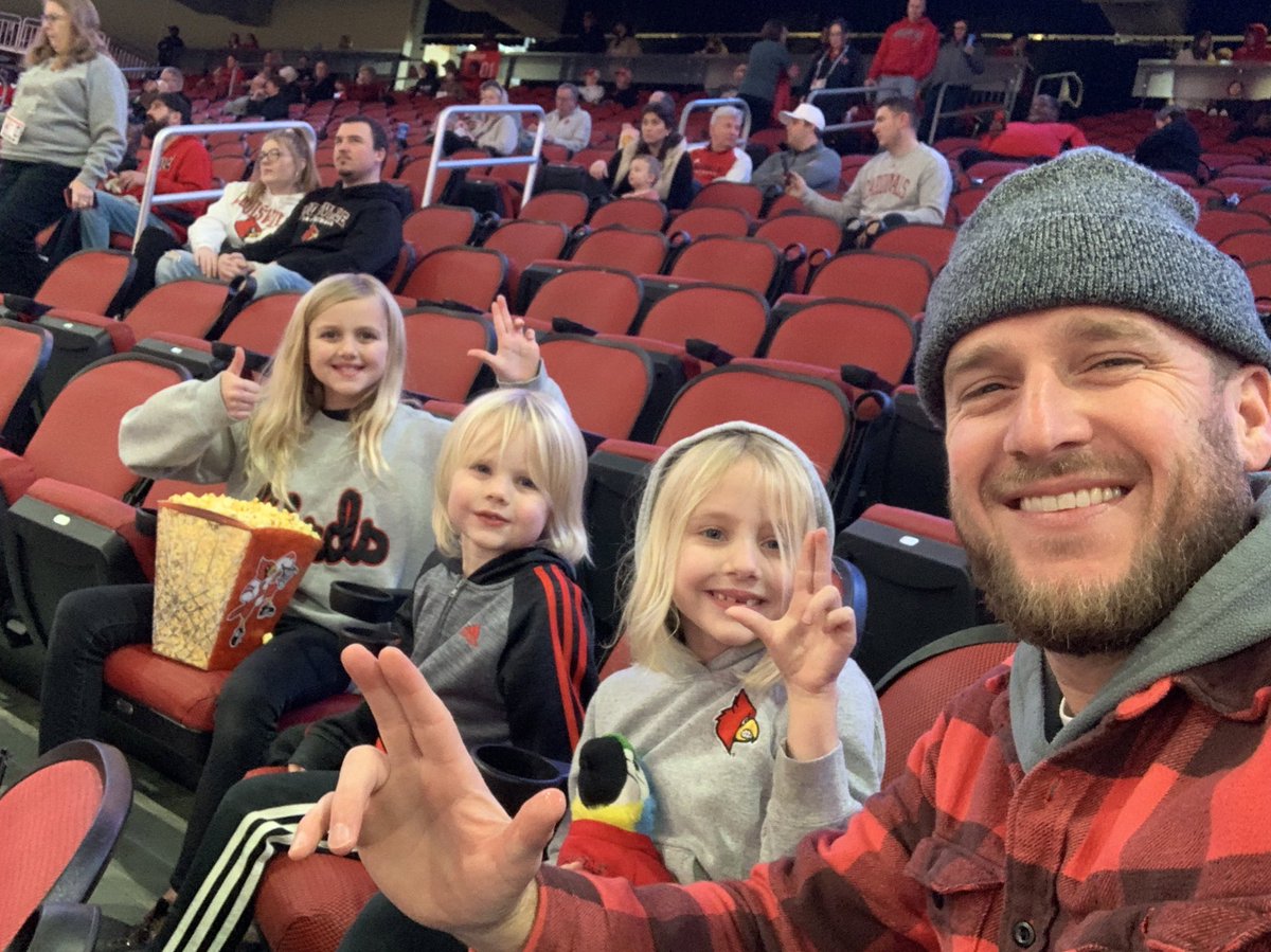 BaumannCW's tweet photo. #GoCards https://t.co/20jnhTWonZ