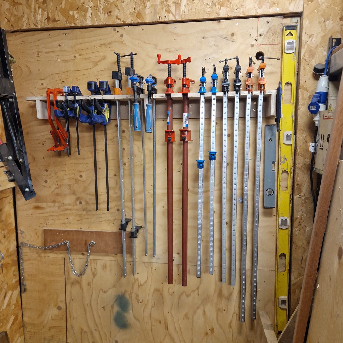 ClockDesignCo's tweet photo. Decided to make a clamp rack for the shop today. It was desperately needed as they were all hung from a bunch of screws https://t.co/BFSoXzjl2N