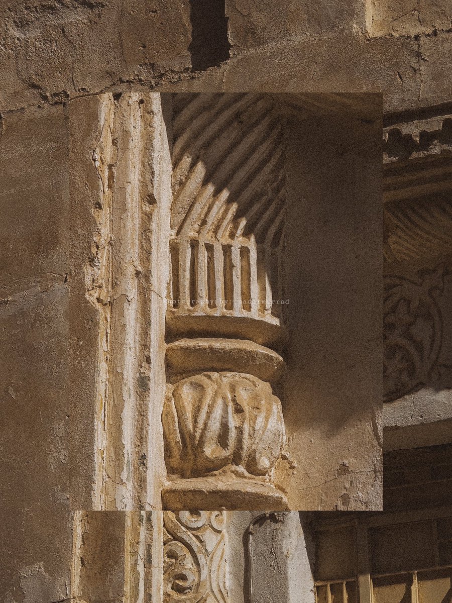 nadermurrad's tweet photo. دقة النحت و نقش الأبواب و الجدران وغيره عند الأحسائين، إبداع يخلد في مجال العمارة.

- منزل قديم في أحد الأحياء القديمة بمحافظة #الاحساء. https://t.co/ZPapwVWShp