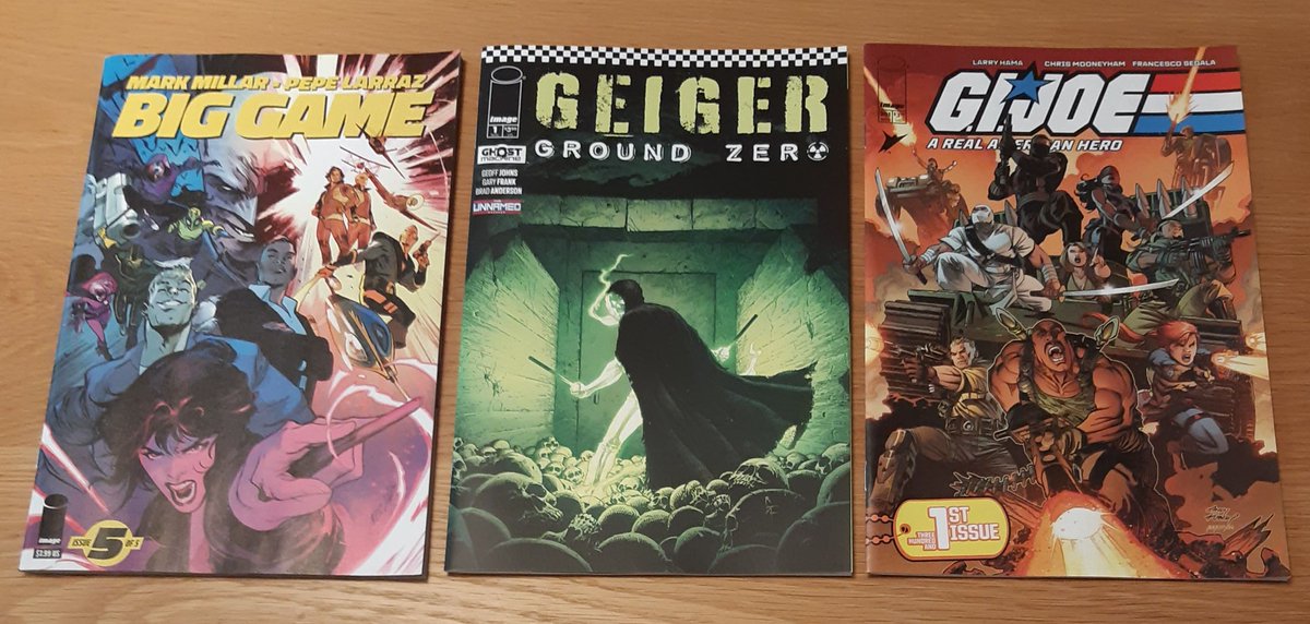 Comicofyl tweet media