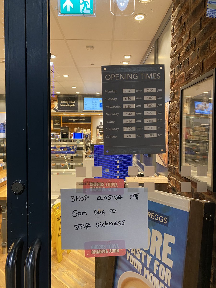 ActorArronBlake's tweet photo. @GreggsOfficial your Wanstead store is very inconsistent with its closing times. It’s happening too often for a business of your size… https://t.co/vT6kWtwjHF