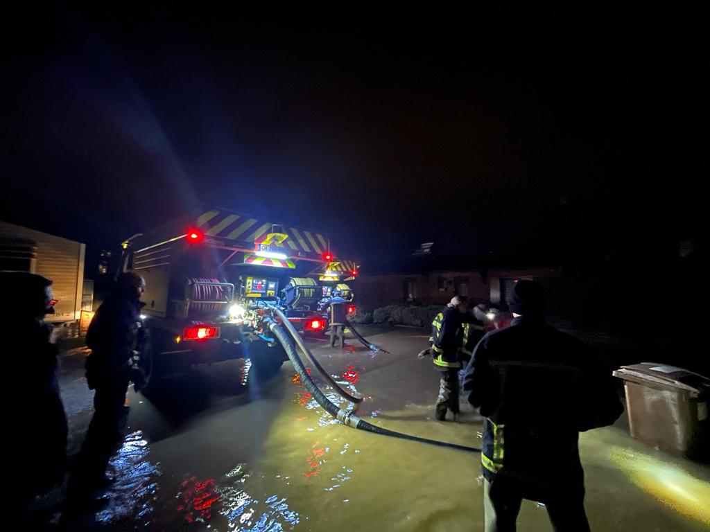Sapeurs-Pompiers 77 tweet media
