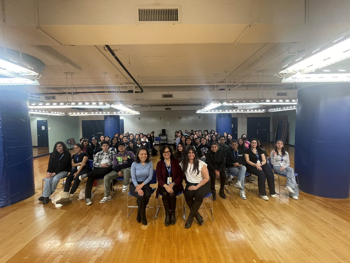 Deputy Mayor Almanzar speaking to our students about her migrant story as our students also share their migrant stories, as they are getting ready to go to Albany to defend their bills #PRYHL #DML. Thank you Lisa Pineda!