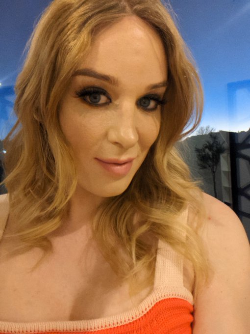 i need to be called pretty today... https://t.co/SAH14Up3rg<a href="/tag/trans"class="tags"><span>#trans</span></a><a href="/tag/transisbeautifull"class="tags"><span>#transisbeautifull</span></a>