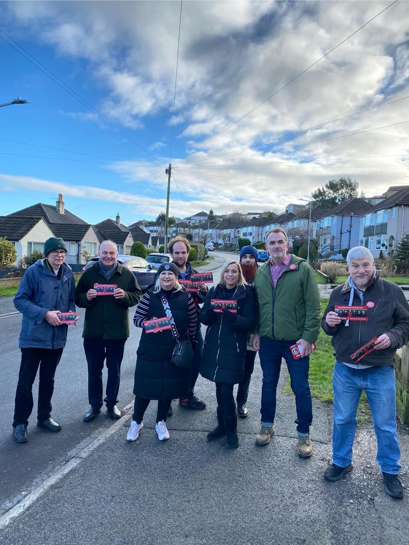 🎉 It was great to start the new year with some canvassing for Joe O'Keeffe, our candidate for Keighley West, and John Grogan. 🥶 The weather may have been cold, but the reception on the doorstep was warm. With lots of people switching to Labour. 👏 Thanks to all who joined us!