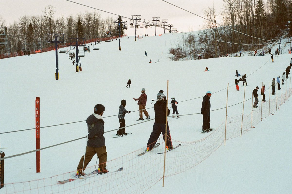 seanskishay's tweet photo. The worst conditions and the best season to be hurt https://t.co/31nuw3WzYZ