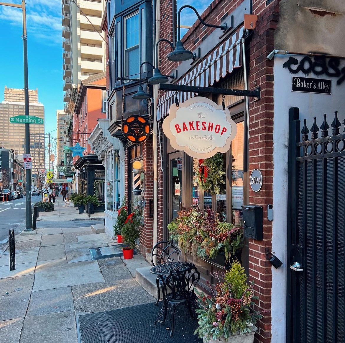 ThirdWayLib's tweet photo. Why go to Europe when you can visit Philadelphia? https://t.co/LOFoNLxB2B