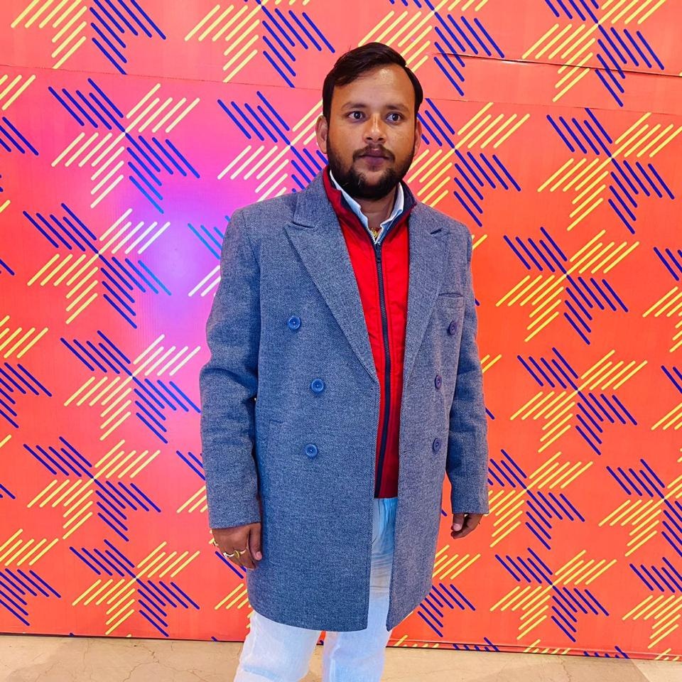 Sunilku29999130's tweet photo. #NewProfilePic https://t.co/Hr2dsAFWak