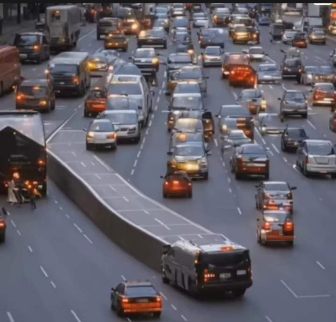 dharmikJC's tweet image. See at this photo by half open eye. You will be amazed.

#JayShriRam
#Maldives