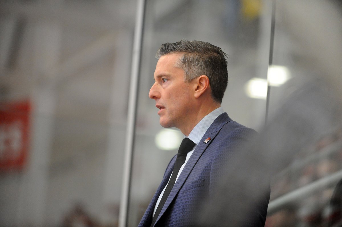 cardiffdevils's tweet image. 𝗧𝗢𝗡𝗜𝗚𝗛𝗧'𝗦 𝗖𝗢𝗔𝗖𝗛𝗜𝗡𝗚 𝗦𝗧𝗔𝗙𝗙

Due to illness, our Assistant Coach,  Euan King, has not travelled to Manchester today.

Neil Francis will join Head Coach, Pete Russell, on the bench for tonight's game 😈🏒