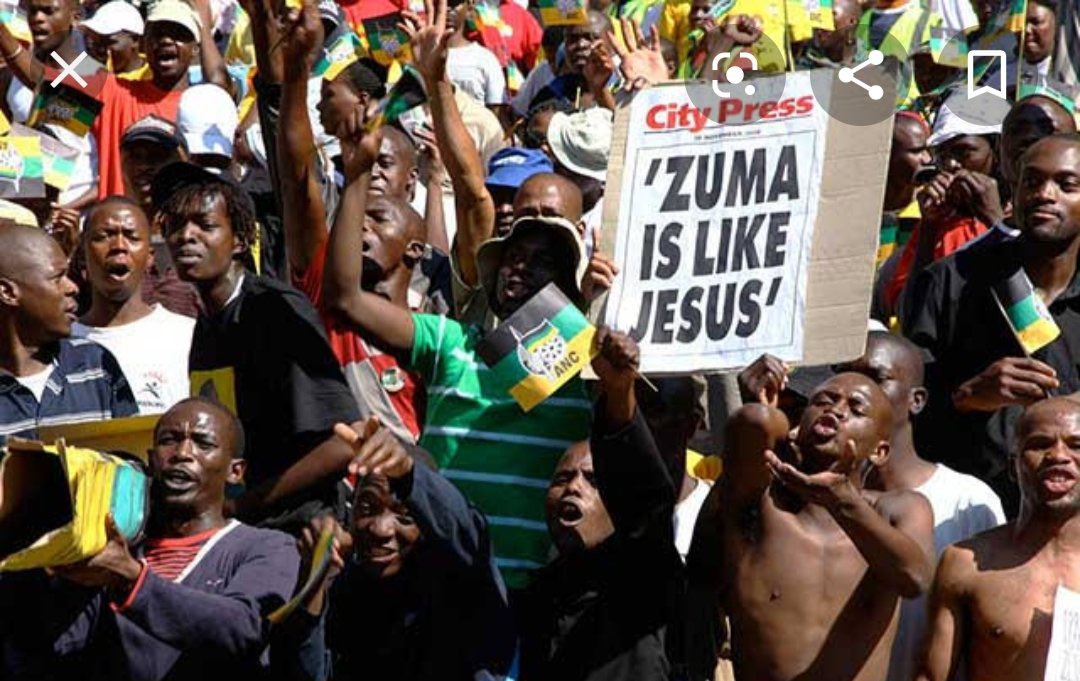 DimaMsuthu's tweet photo. @pinkykhoabane Sowing divisions you say, jealousy is dealing with all of you the anti Zuma gang, #ZuptaMustFall #ZumaMustFall #ThumaMinaMediaGroup & #PhalaPhalaFarmGate beneficiaries
How can an Apartheid Freedom Fighter cause a war?
Hambani niyofa
#VoteMK2024 https://t.co/50hZHAhmbz
