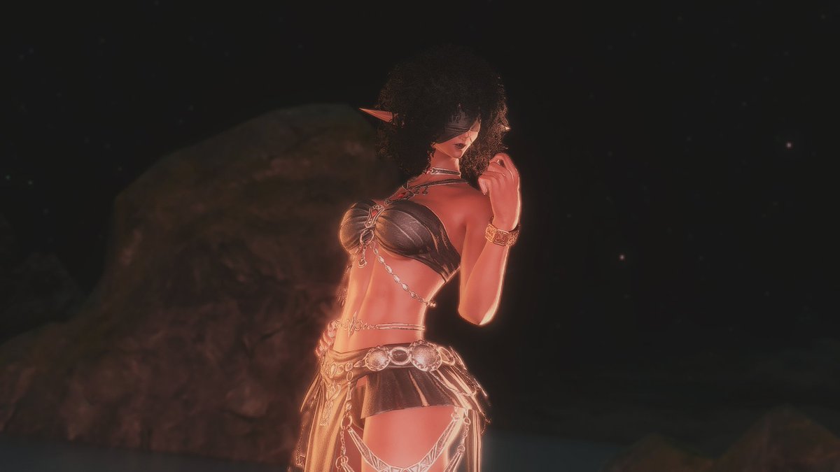 SenhorB's tweet photo. @Venommoe I saw your the Jinn Huntress a week ago, then with a help of my friend @SalemK_ we done this in Final Fantasy XIV.  #GPOSERS #gpose https://t.co/NccTuemsKe