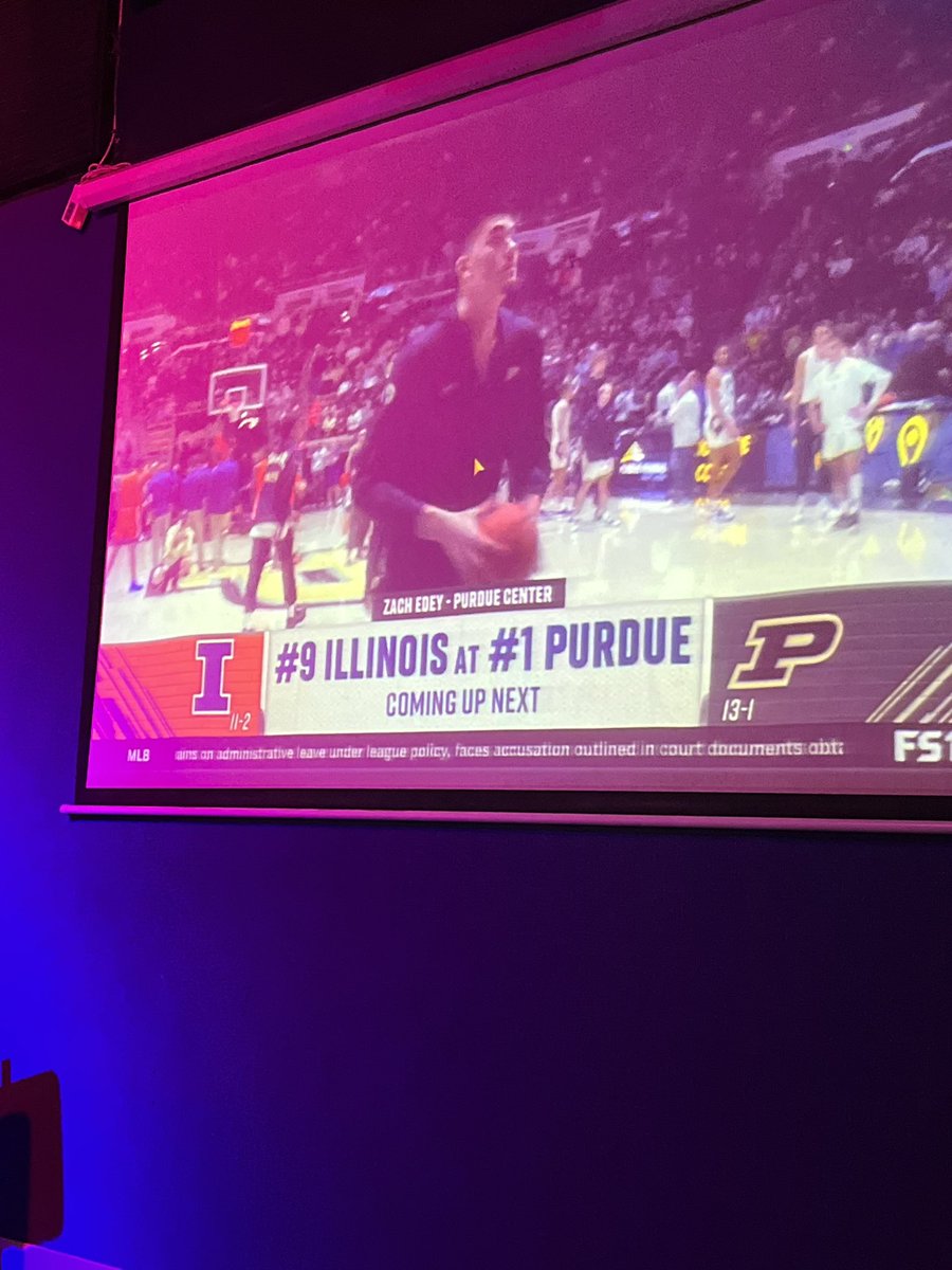 Dawngrinnage's tweet photo. @EdeyJulia 6 other Boiler fans also watching in Punta Cana! https://t.co/B62QOpASP9