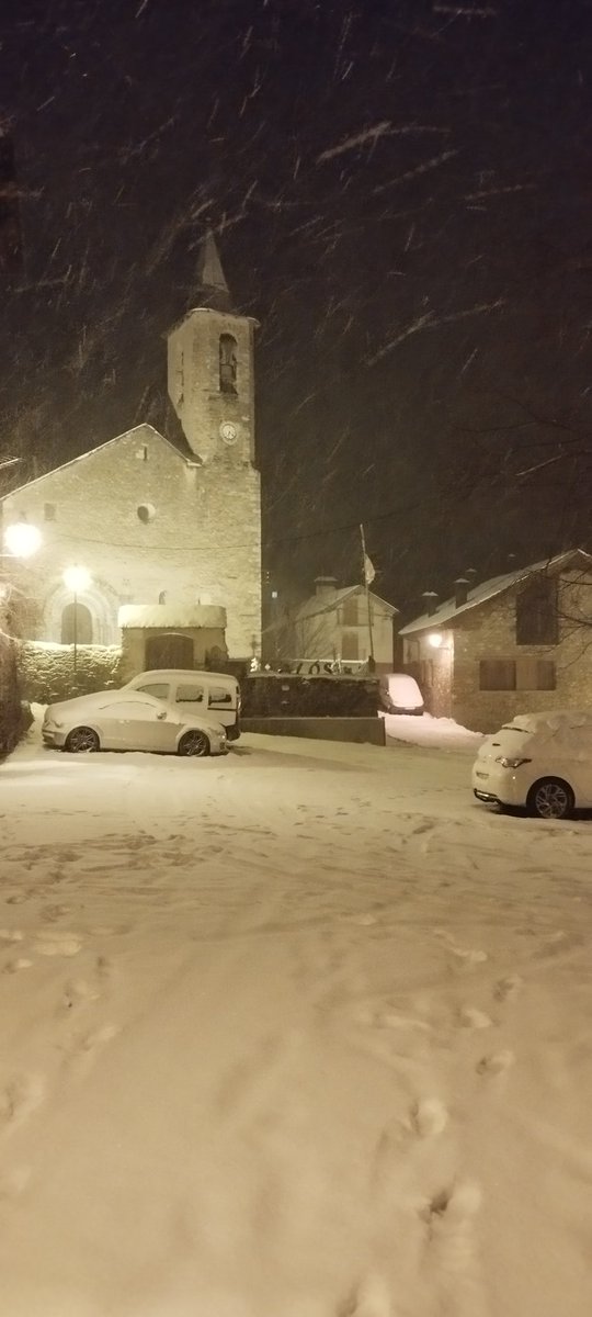 oscarjorba92's tweet image. Cap a la segona jornada de nevades #Alós #pallars #pirineus