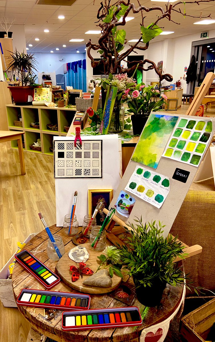 JoPetersEYFS's tweet photo. It’s not just a box…
When it’s presented differently it becomes inviting, to a child’s imagination it can become anything. Atelier developments @RCDivineMercy #reggioinspired #uniquechild #creativespaces #earlyyears #art #imagination #expressivearts https://t.co/sXLp4AtdzB