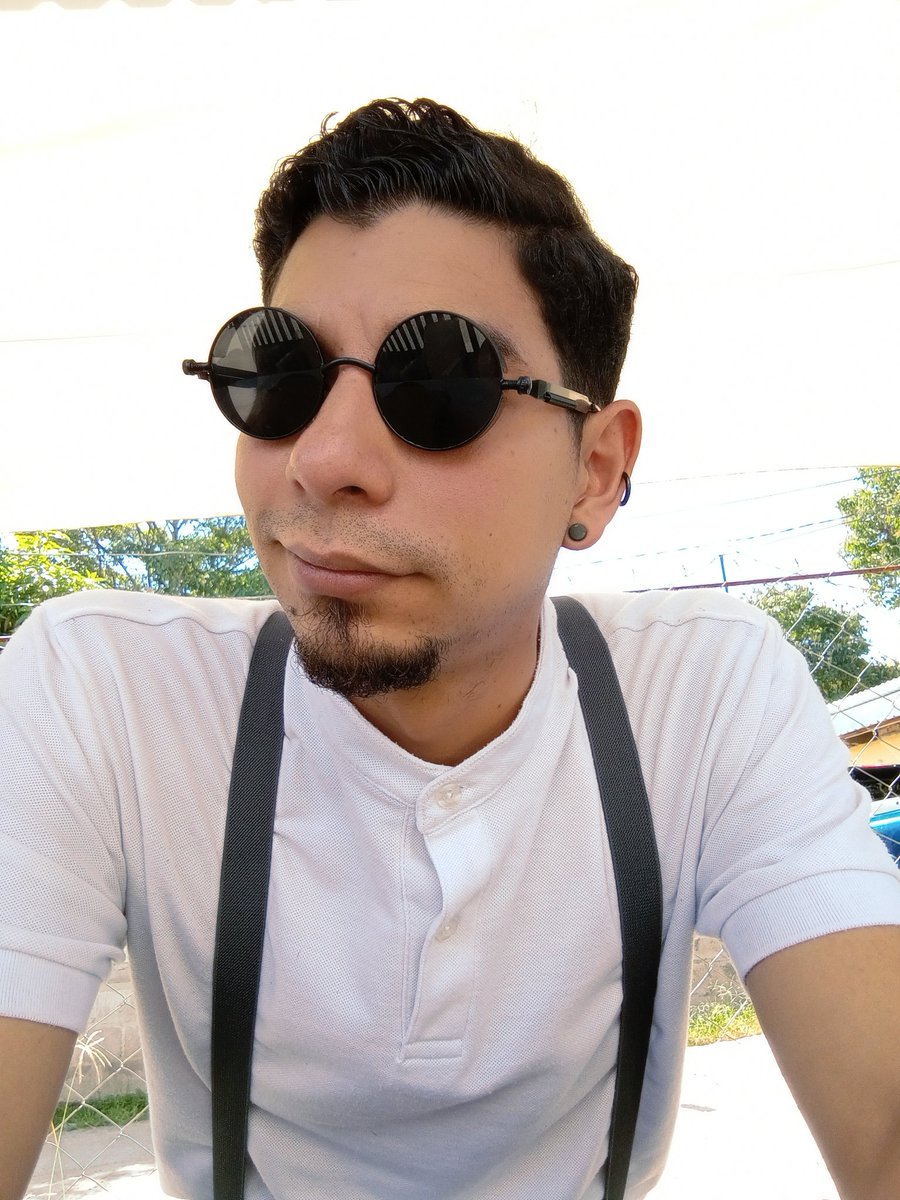 Ephey_HN tweet media