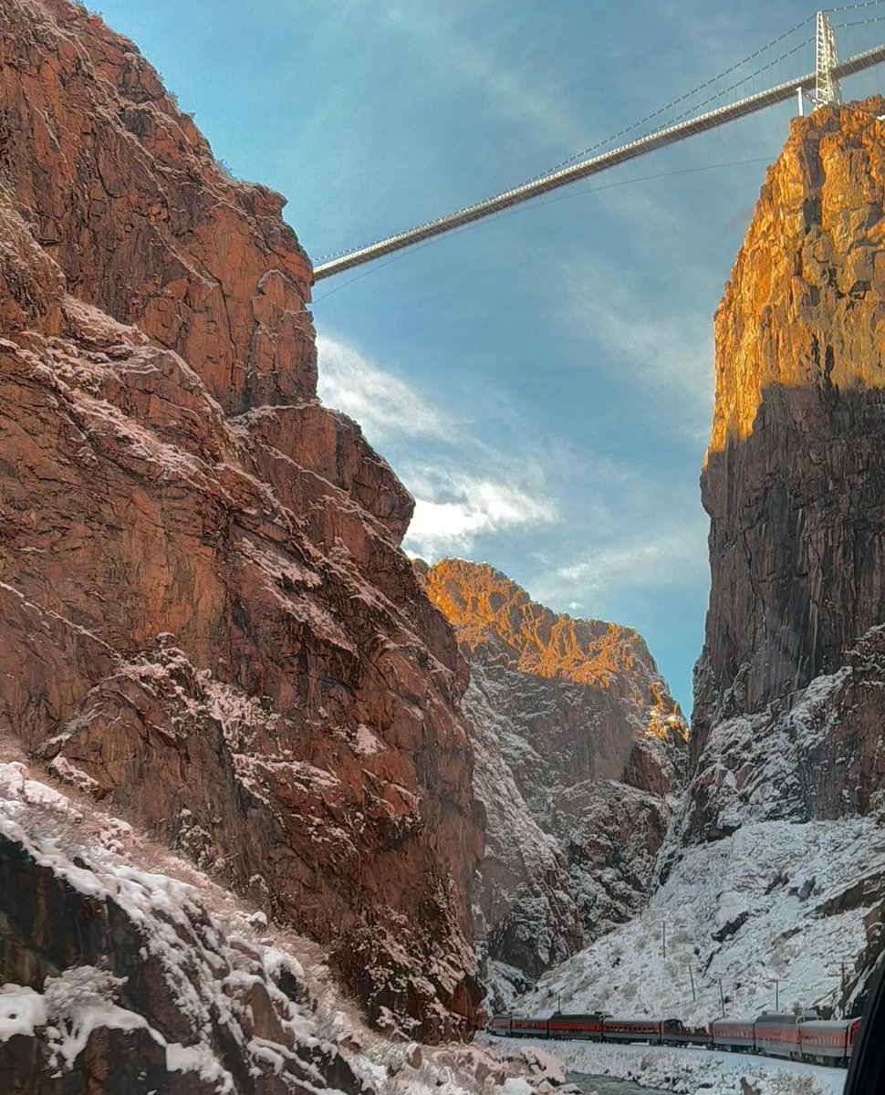Royal Gorge Bridge tweet media