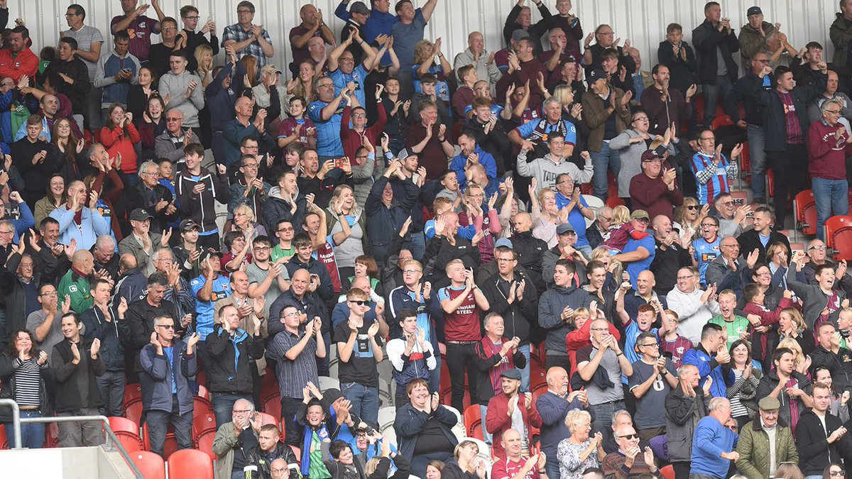 🏟️ Today's top @TheVanaramaNL North attendances: 🥇 Scunthorpe United - 4,672 🥈 Chester - 2,233 🥉 South Shields - 1,867 🏅 Scarborough Athletic - 1,575 🏅 Tamworth - 1,245 #TheVanarama | #Iron