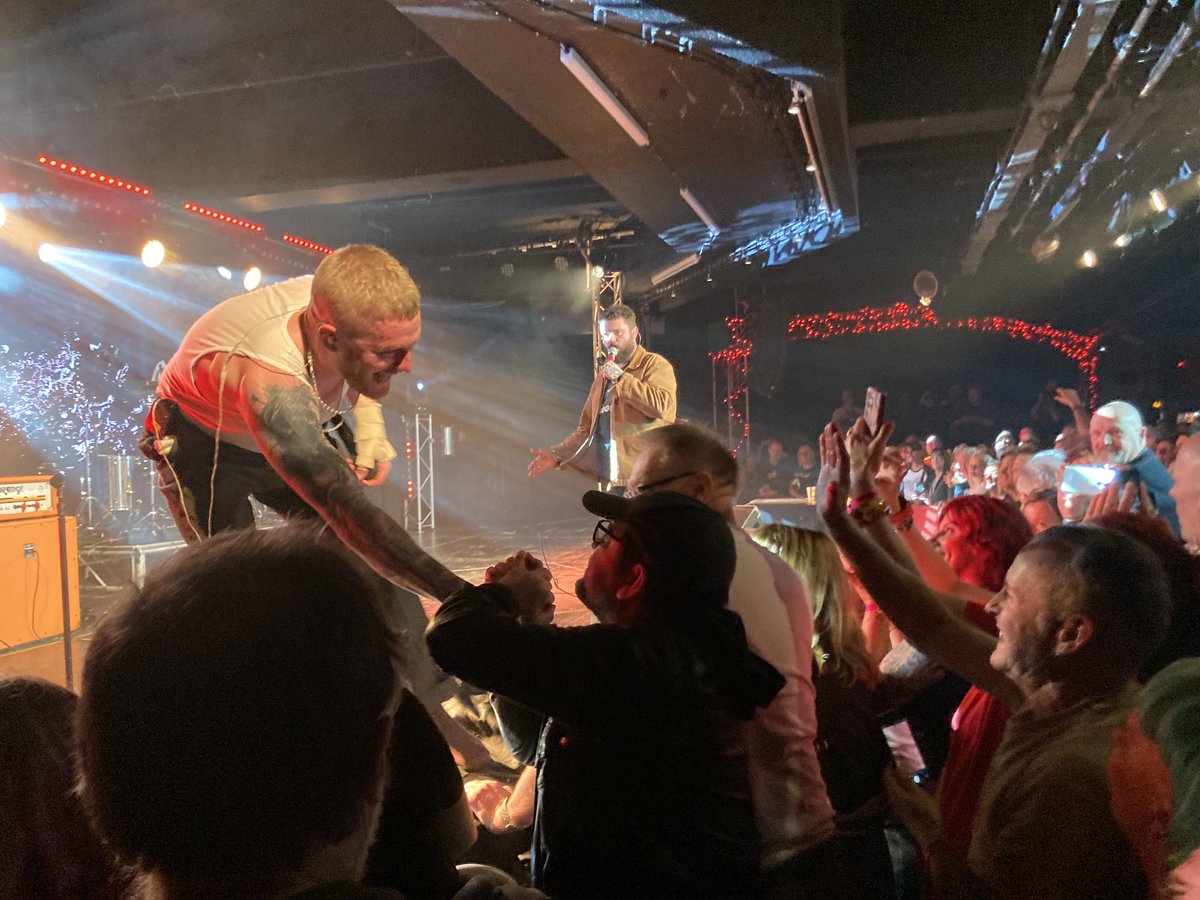 NoCrowdsurfing's tweet photo. The mighty @BIGSPECIAL_ at @rockaway_fest. Fuelled by Jamesonโs, provided by the gorgeous @7Deadly_Spins https://t.co/PZHKtzxr9w