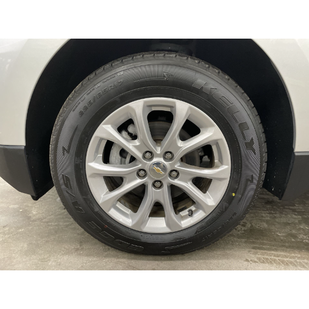 EastonMotorsWI's tweet photo. Ready to conquer the roads in style with the 2021 Chevrolet Equinox LT for only $22,995! 🚗💨 Adventure awaits, so hop in and let's go places together! Stock:A778BB #EastonMotors #Easton

Shop now 👉 https://t.co/KNNPHexFht https://t.co/j96Qe5nXqM