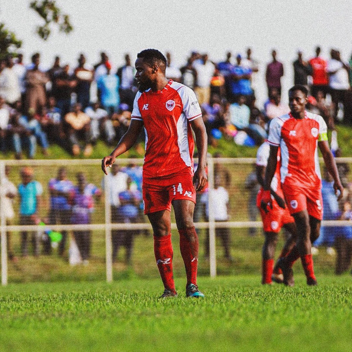 A big thank you to our home fans ❤️ off to a short season break in style. 3 points 👉 3 goals
Thank you Red Eagles 🦅 for the endless spirit, we keep it up 💪
#ExpressFC #mukwanogwabangi🔴🦅 #RK14