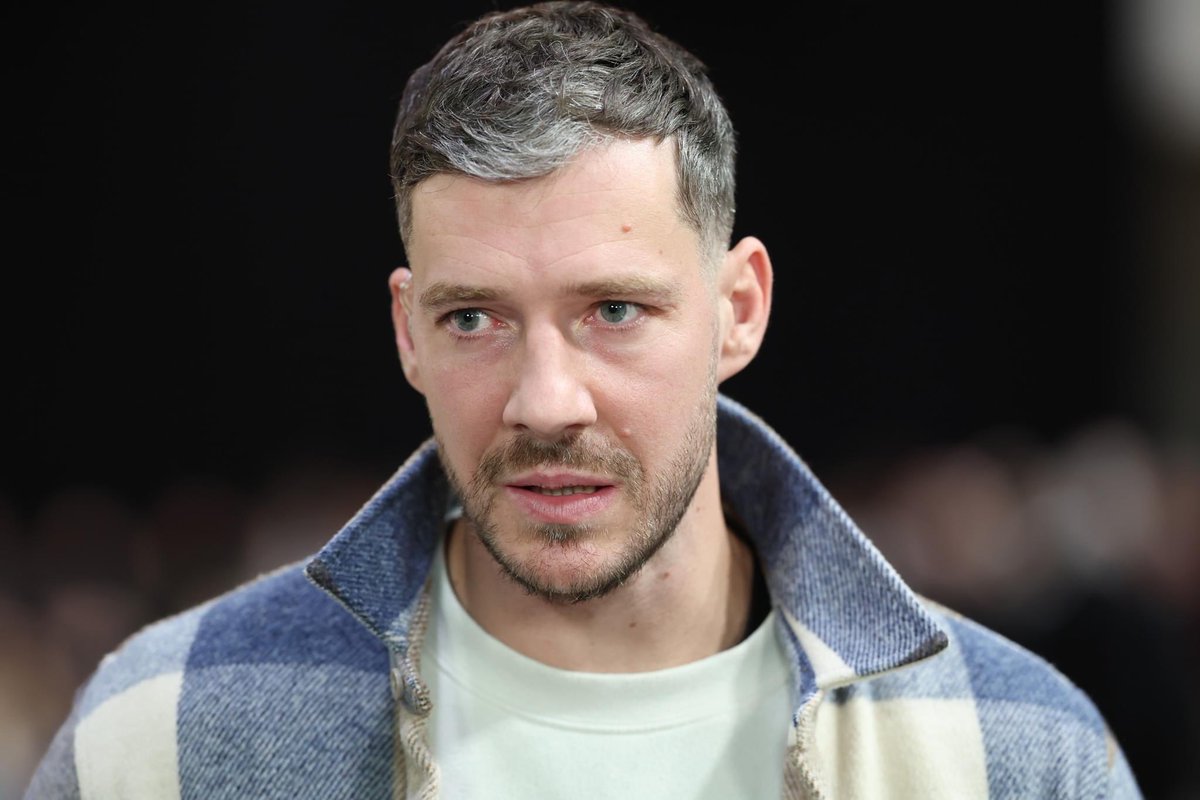 BSphere_'s tweet photo. Goran Dragic is enjoying retirement in his hometown of Ljubljana. He watched live the defeat of Crvena Zvezda by Cedevita Olimpija in the ABA League. 

#abaliga #kkcz #cedevita #gorandragic #zmajevadruzina https://t.co/Aas7SeRBTs