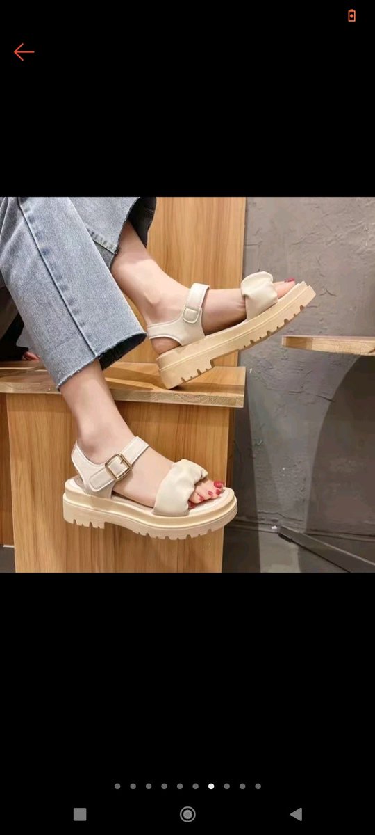 Aziaptr02's tweet image. sandal wanita import fashion😍 sandal slip-on wanita cantik dan terkiniian terpopular best seller🌼

💸Rp77.000. 
👇👇👇 Klik link untuk pembelian 
shope.ee/1qCm20Jh90?sha…