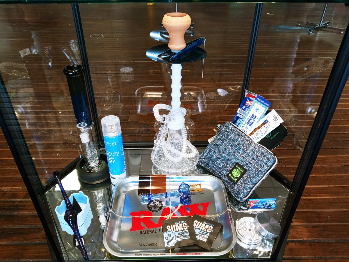 Even though this Raw tray may be the T-1000 lying in wait. I still wanna tell ya to stop by the Gas Pipe on Skillman! We have so many trays that will help you "terminate" the clutter on your coffee table, desk, or night stand!

#thegaspipe #dfw #smokeshop #RawTray #theterminator2
