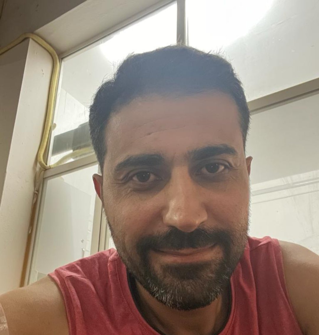 cezaeviihlaller's tweet photo. Sınıf Öğretmeni Emre Turan 3.evre ülseratif kolit hastası.

Turan'ın eşi Buket Turan:"Eşim, 45 dakikalık cezaevi görüşünde bile zor durabiliyor. Cezaevinde kaldığı her dakika ölüme bir adım daha yaklaşıyor, çünkü bu hastalık kansere bir adım uzaklıkta.

Zindanda 552ÇocukVar
ceviz https://t.co/ueUwR90crO