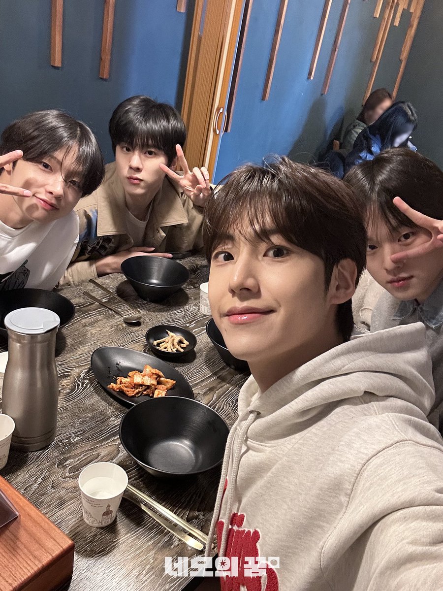 2Karlibau's tweet image. Esta ONE IT esta muy feliz!!! 🤍
Gracias a X1 por siempre darnos recuerdos felices a pesar de las circunstancias, los amamos 🥹🩵

#ONEIT #원잇 #엑스원 #X1
@x1official101 @x1members