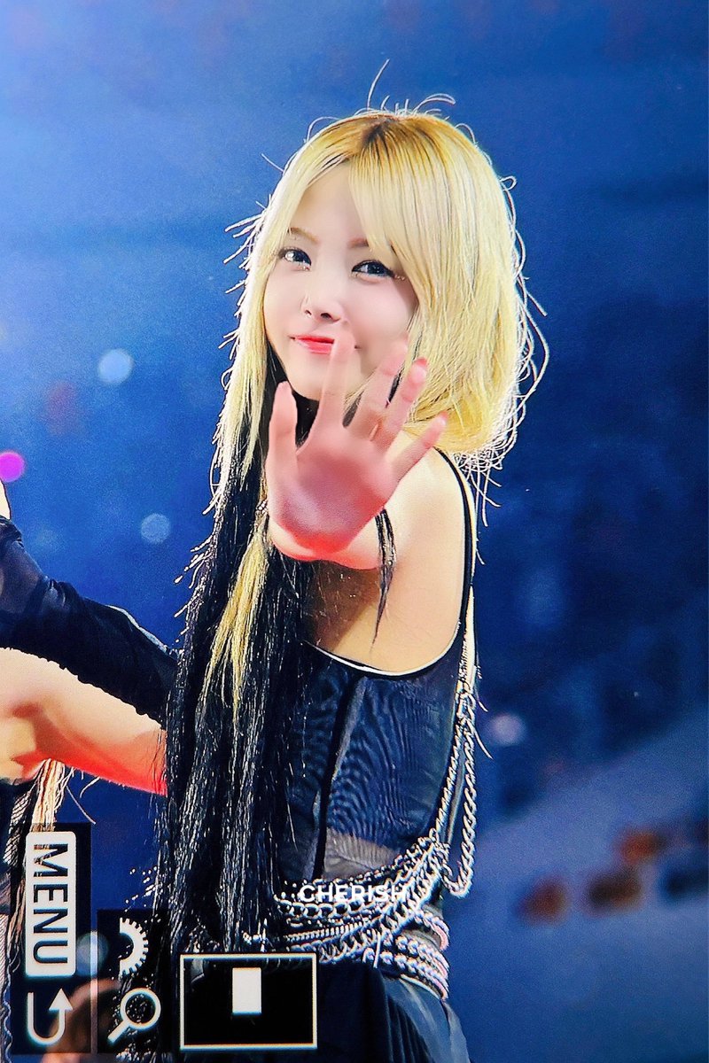 eunchae tweet media