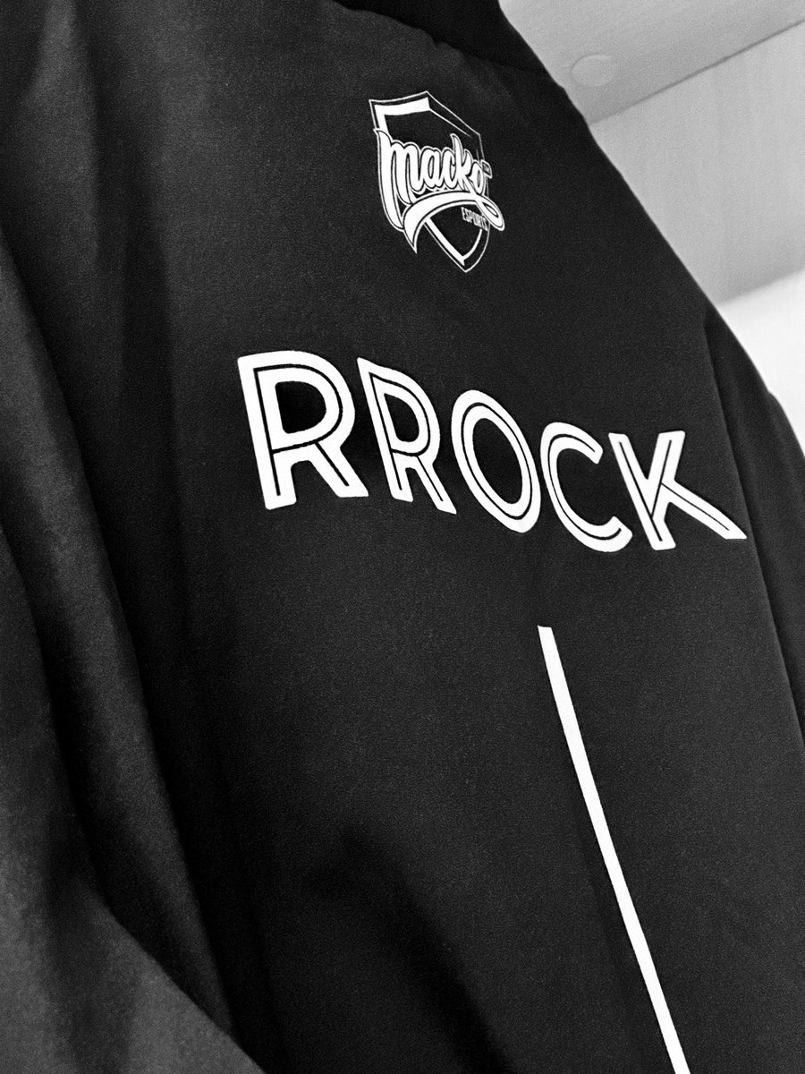 RRock🏆 🏆 🏆 🏆🇮🇹 tweet media